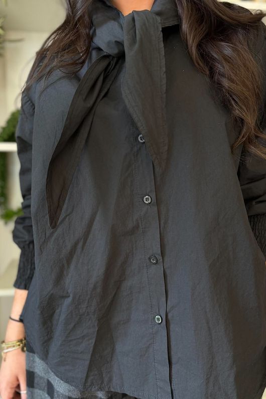 Paloma Tela Neckerchief Blouse Black
